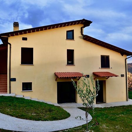 Agriturismo Il Viandante Valfabbrica Eksteriør bilde