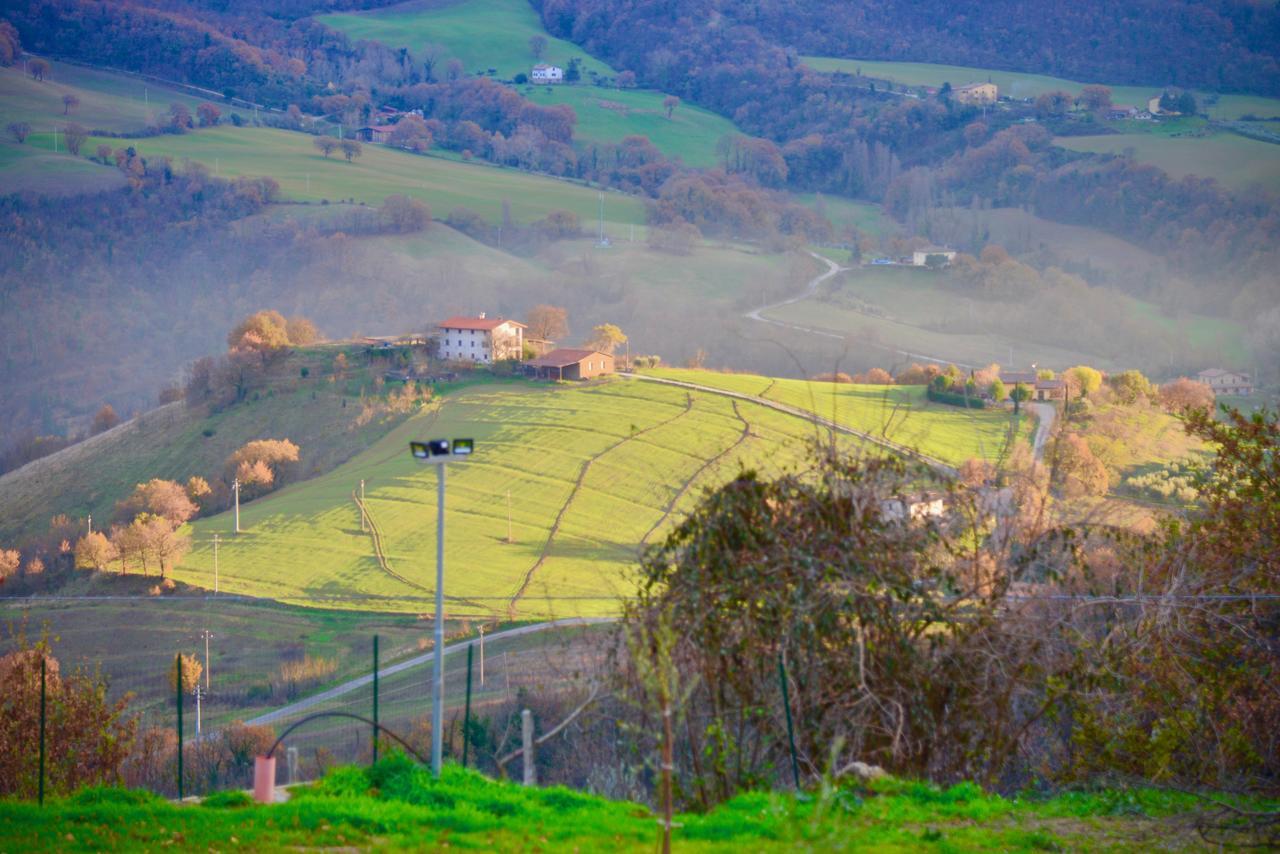 Agriturismo Il Viandante Valfabbrica Eksteriør bilde